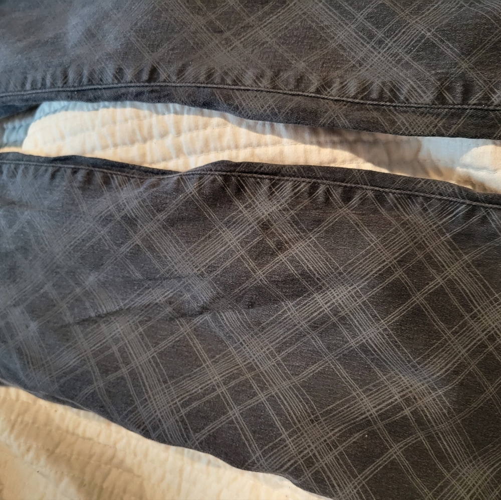 Pants - Picture 3 of 4